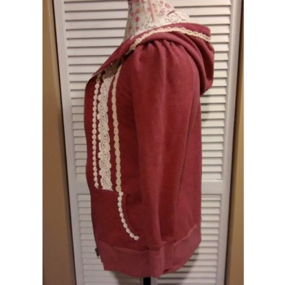 Modcloth Ruby Rose Lace Zip-Up Hoodie in Rose Red/Pink, Size S, Pre-Owned - Picture 4 of 6